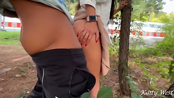 Public Sex In The Open Air: A Thrilling Encounter With A Surprising Twist